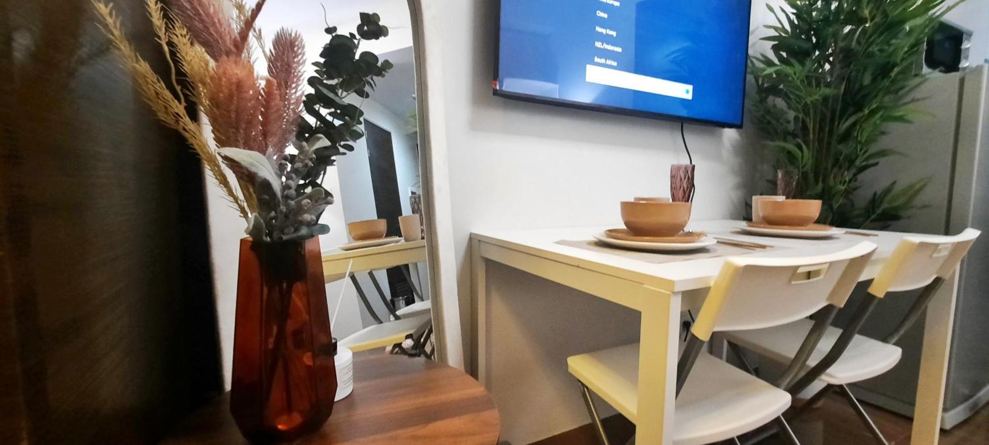 Stylish&Comfort Unit With Balcony In Air Makati Makati City Buitenkant foto